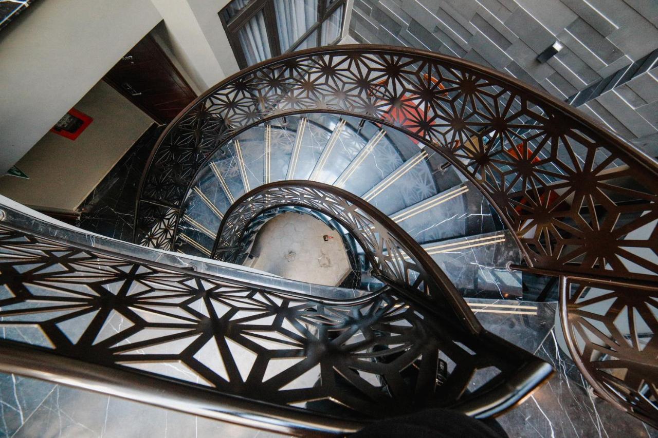 Victorian Hotel Dalat Экстерьер фото